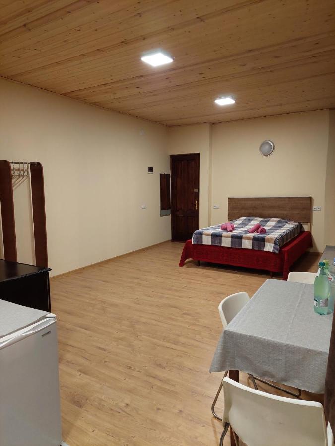 Guest House Gege Tbiliszi Kültér fotó