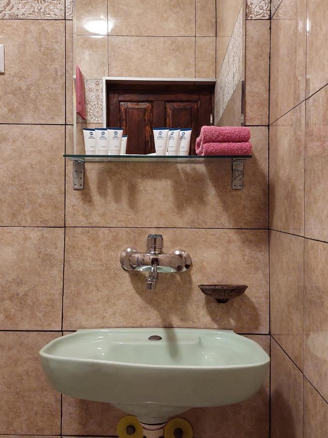Guest House Gege Tbiliszi Kültér fotó