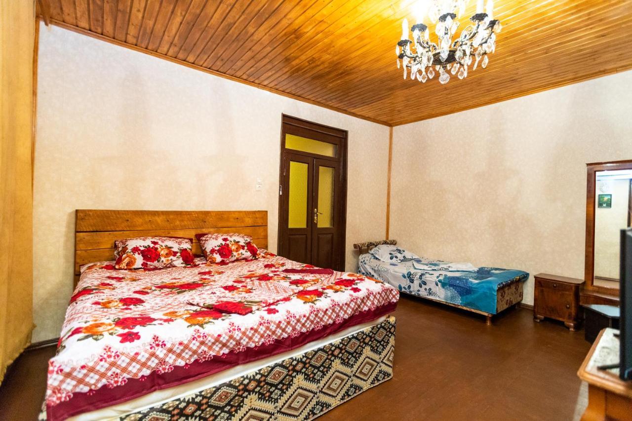 Guest House Gege Tbiliszi Kültér fotó