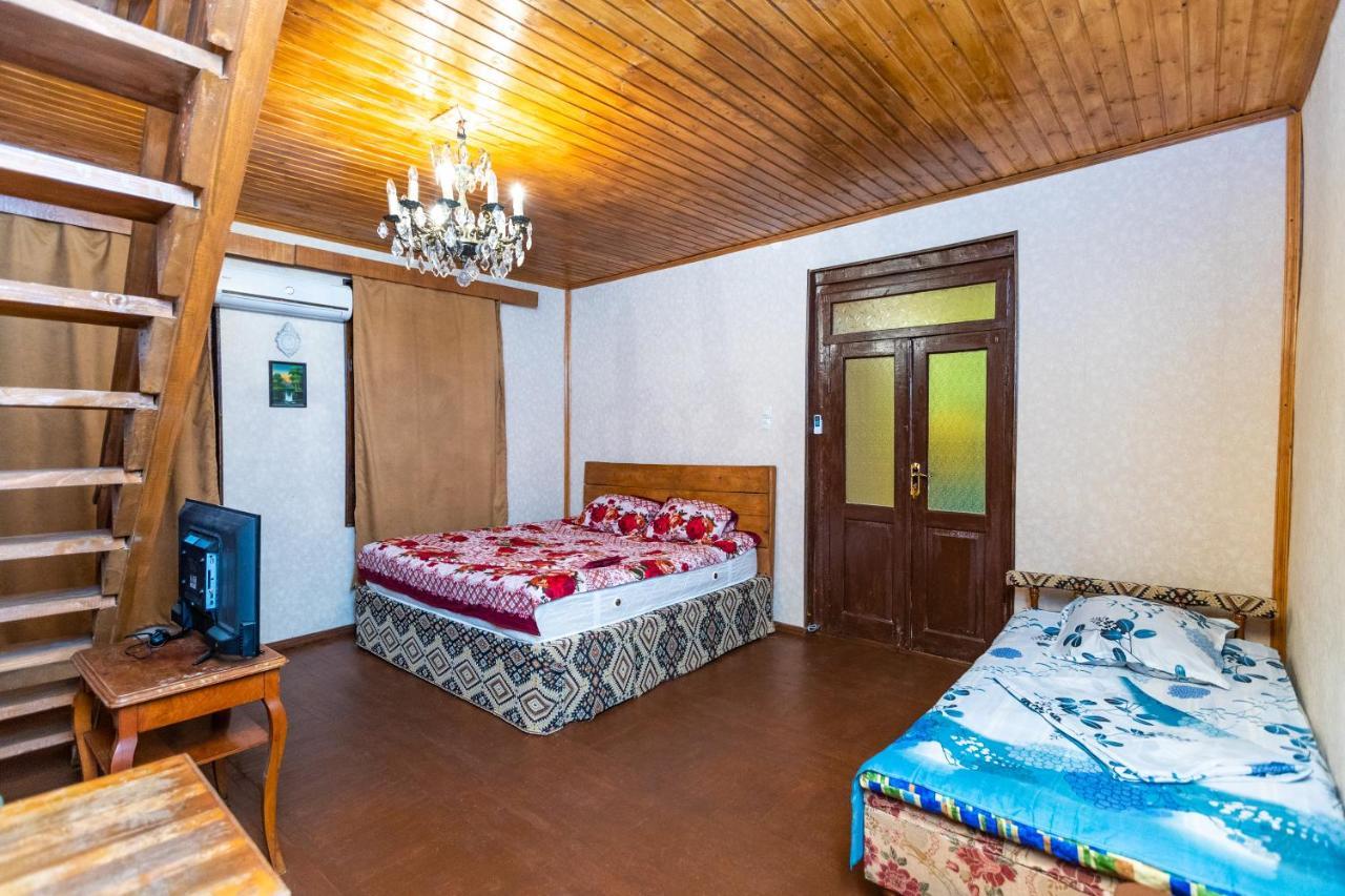 Guest House Gege Tbiliszi Kültér fotó